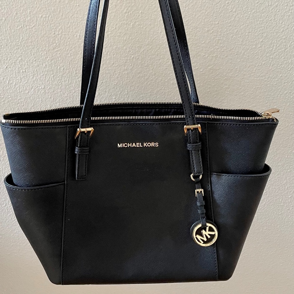 Michael Kors Black Shouldr Bag